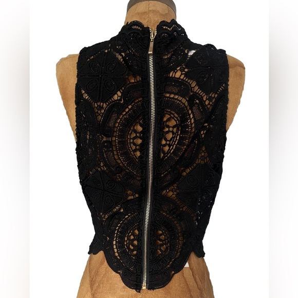 Windsor Black Lace Zip Up Top EUC L - Picture 5 of 9